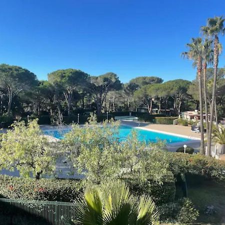 Bel Appartement Vue Sur Piscine 1 Chambre Fermee Et 1 Espace Cabine Saint-Raphael (Var) Exterior photo