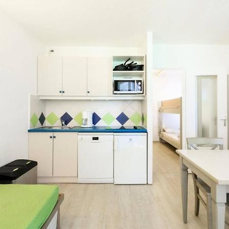 Bel Appartement Vue Sur Piscine 1 Chambre Fermee Et 1 Espace Cabine Saint-Raphael (Var) Exterior photo